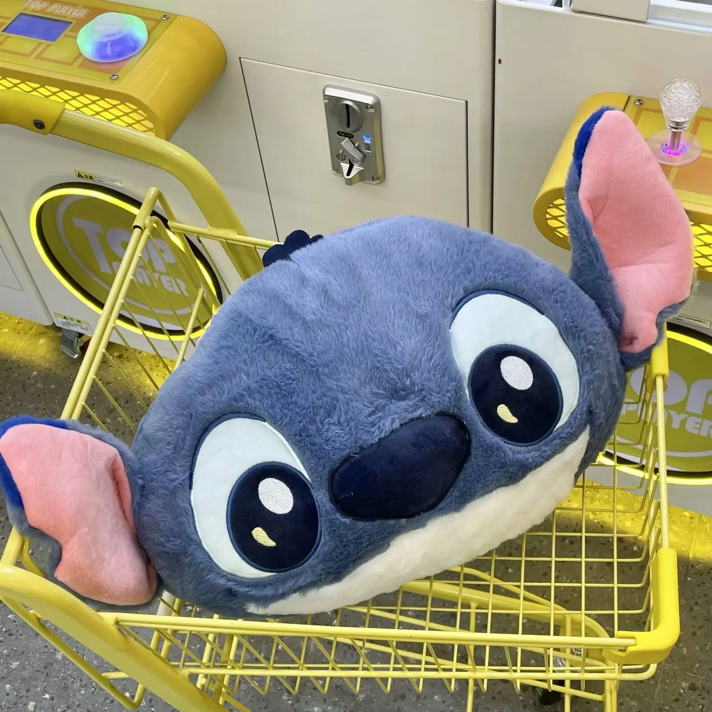 Coussin Stitch – Peluche Douce et Confortable