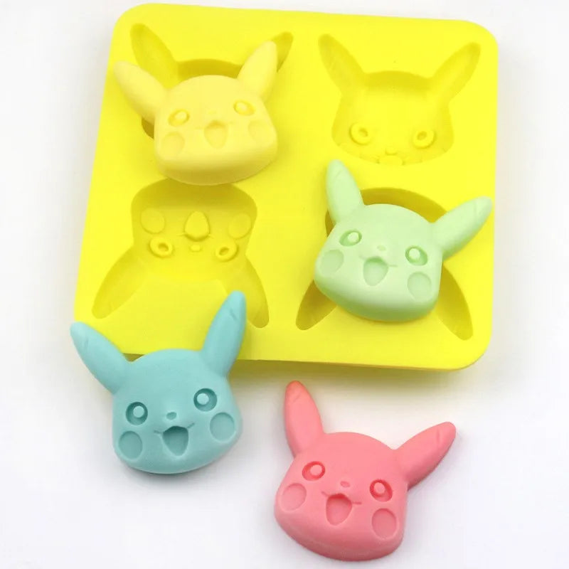 Moule à Chocolat et Biscuits Pokémon Pikachu en Silicone (2 Modeles)