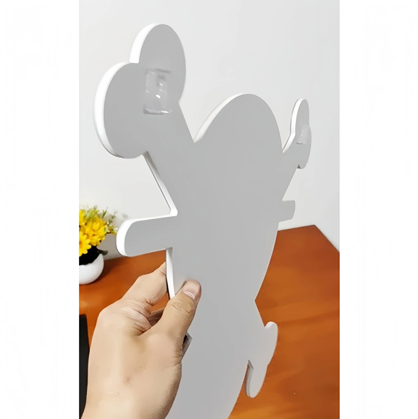 Miroir Mural Pokémon Décoratif – Design 3D Pikachu dans Pokeball
