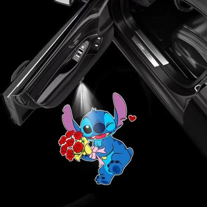 Projecteur LED Porte Voiture – Stitch Disney | Lumière d’Accueil Automatique