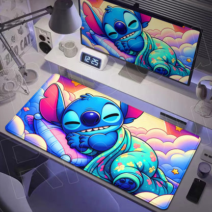 Tapis de Bureau XXL Stitch – Surface de Travail et Gaming (Plusieurs Dimensions)