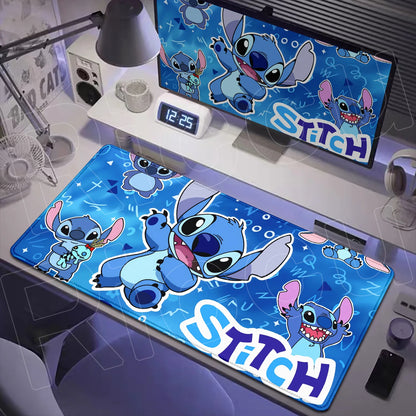 Tapis de Bureau XXL Stitch – Surface de Travail et Gaming (Plusieurs Dimensions)