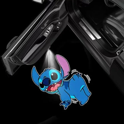 Projecteur LED Porte Voiture – Stitch Disney | Lumière d’Accueil Automatique