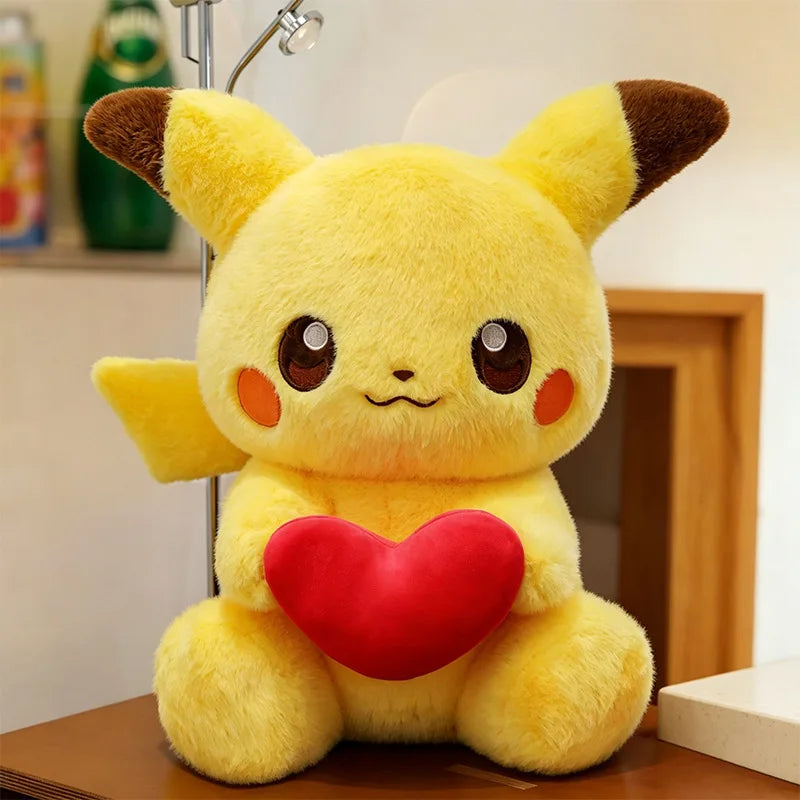 Peluche Pikachu Géante avec Cœur Rouge – Doudou Pokémon Kawaii Ultra-Doux (30cm, 50cm, 60cm)