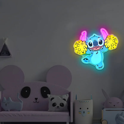 Enseigne Néon LED Stitch Cheerleader – Décoration Murale Lumineuse 35,8x33cm