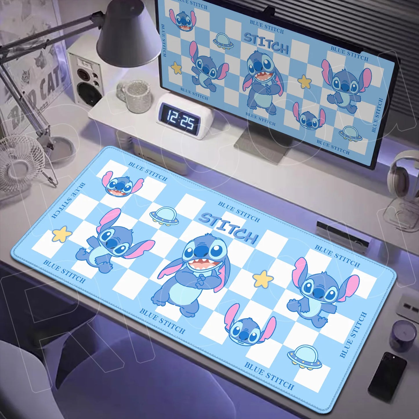 Tapis de Bureau XXL Stitch – Surface de Travail et Gaming (Plusieurs Dimensions)