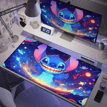 Tapis de Bureau XXL Stitch – Surface de Travail et Gaming (Plusieurs Dimensions)