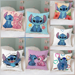 Taie d’oreiller décorative Stitch et Angel – Collection Disney Kawaii (40x40cm / 45x45cm / 50x50cm / 60x60cm)